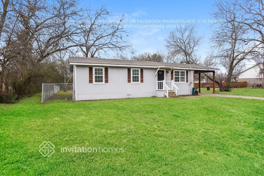 Building Photo - 606 College Mound Rd