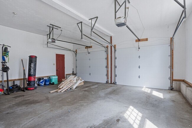 Building Photo - 1565 West St