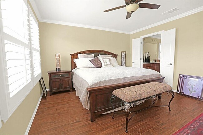 Building Photo - 113 Monument Hill Trail