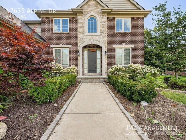 Building Photo - 47639 Alpine Dr