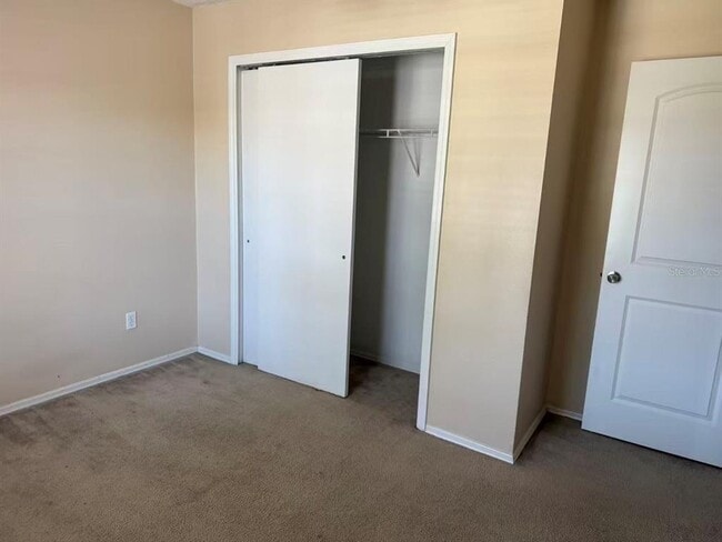 Building Photo - 1746 Mandavilla Dr