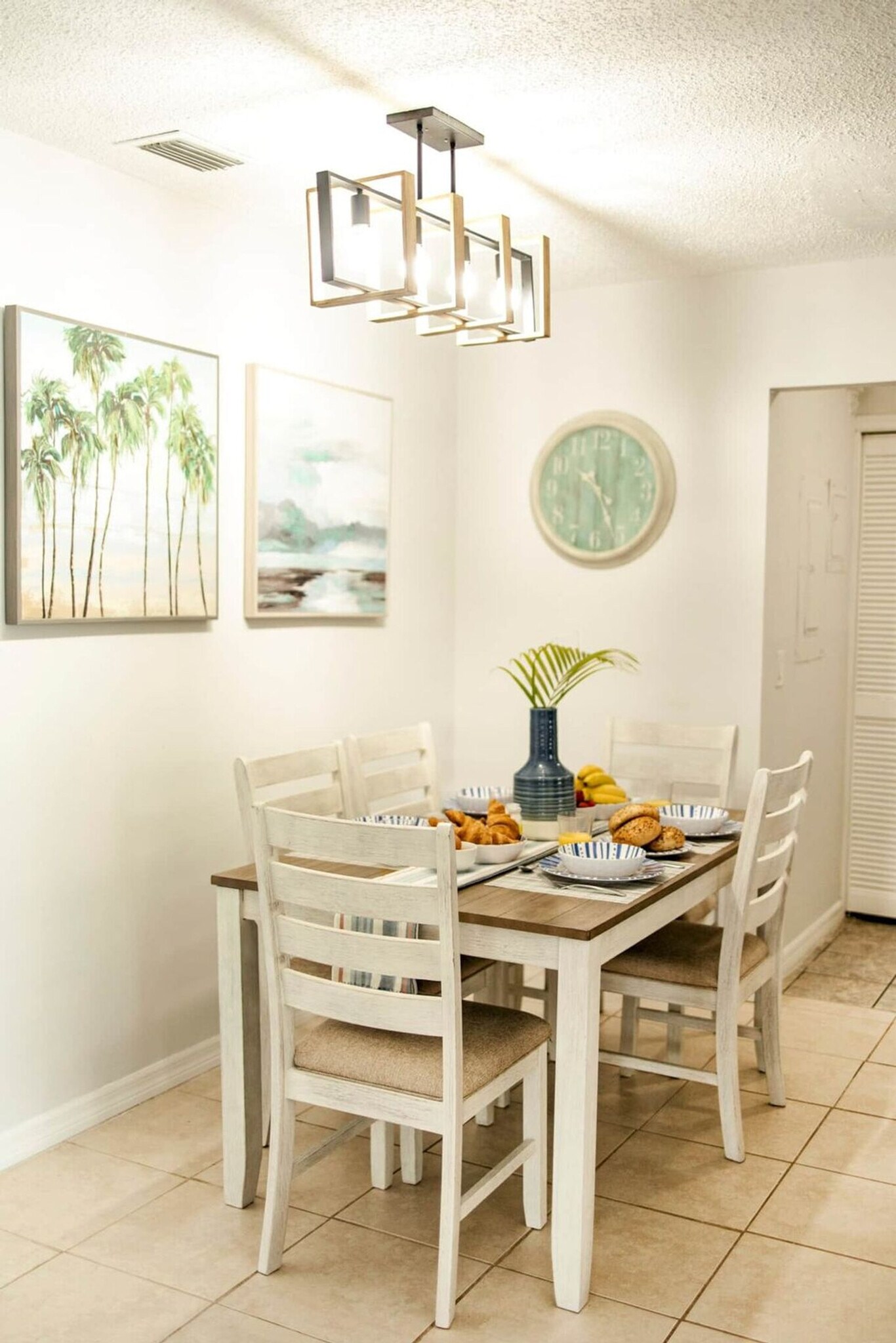 Building Photo - 9126 E Highland Pines Blvd