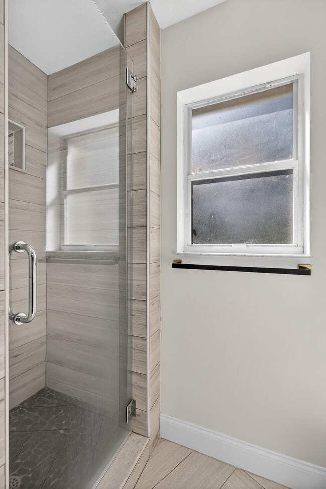 Building Photo - 7004 Galleon Cove Cir