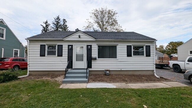 Primary Photo - 1221 John St