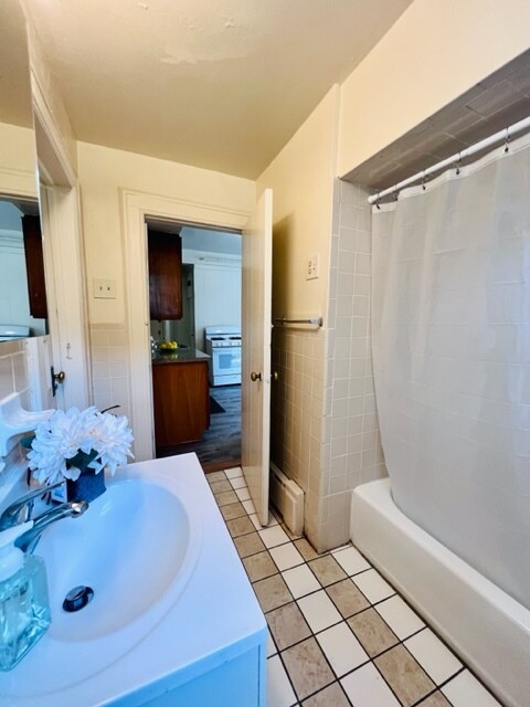 Building Photo - 31 Addison Ave