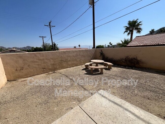 Building Photo - 53750 Avenida Alvarado