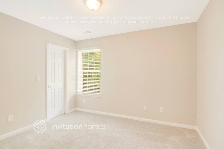 Building Photo - 120 Pebblestone Dr