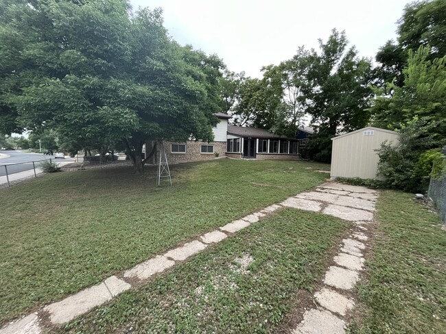 Building Photo - 12822 Monroe St