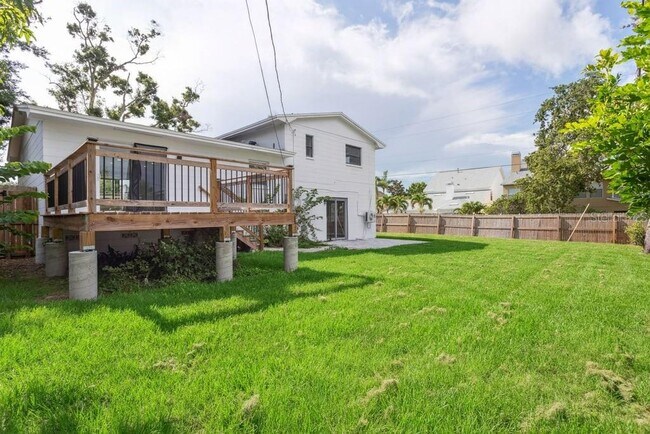 Building Photo - 8200 136th St