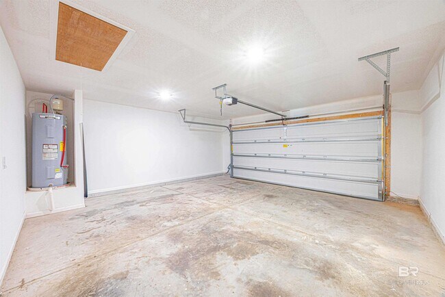 Building Photo - 23294 Shadowridge Dr