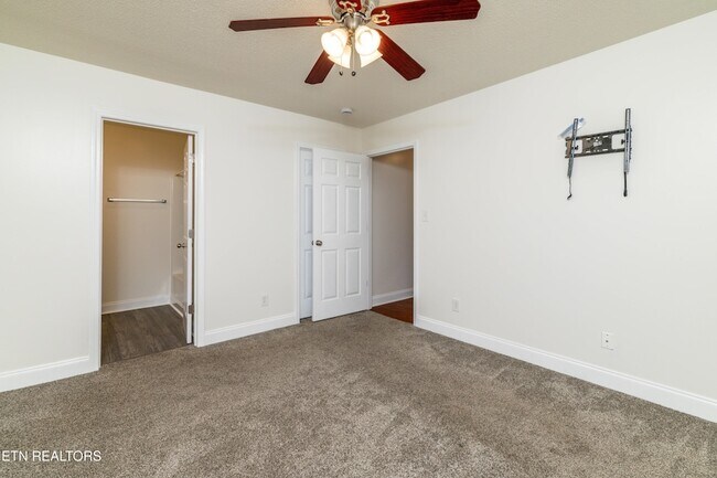 Building Photo - 5104 Cates Bend Way
