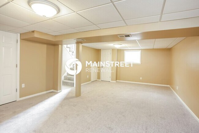 Building Photo - 3 Bedroom Pet-Friendly Home in Belton, MO with Main Street Renewal