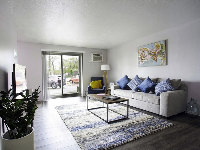Interior Photo - Smartland Breakwater Tower