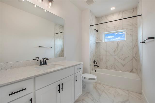 Building Photo - 1240 Eureka Spgs St