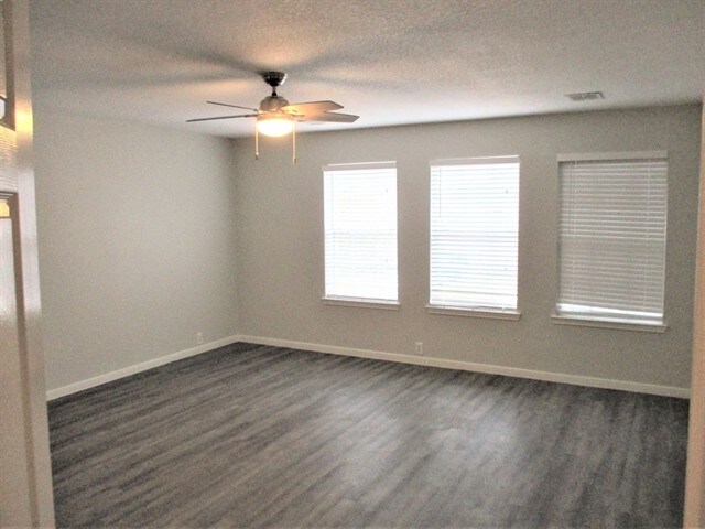 Building Photo - 19722 Twin Canyon Ct