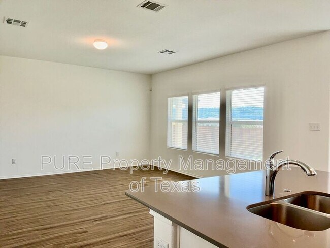 Building Photo - 22813 Agave Grove Dr
