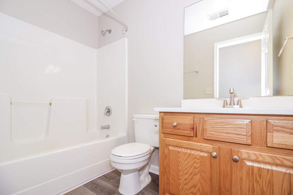 Building Photo - 9961 Fox Run Dr