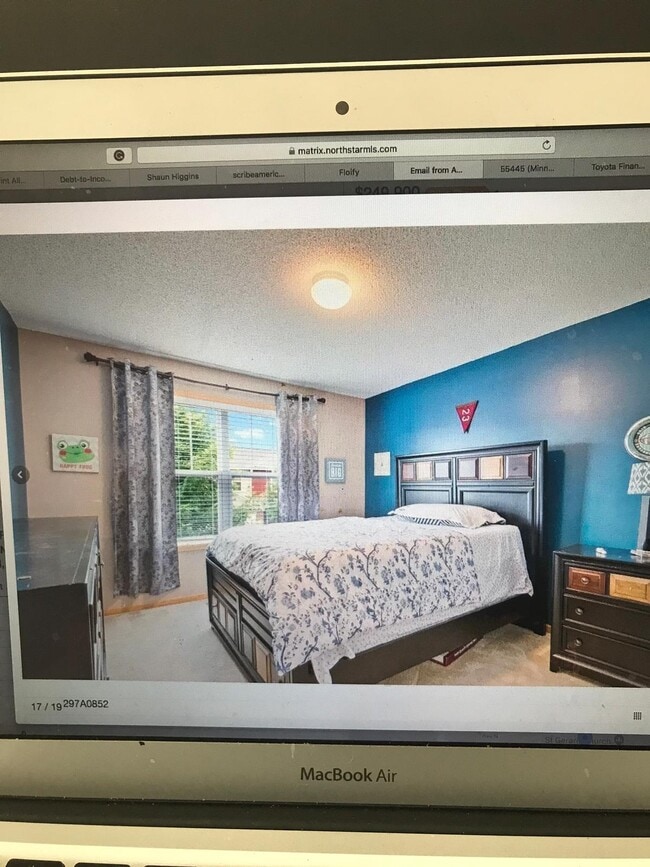 Bedroom - 9610 Scott Cir N