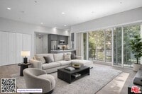 Building Photo - 1223 Hayworth Ave