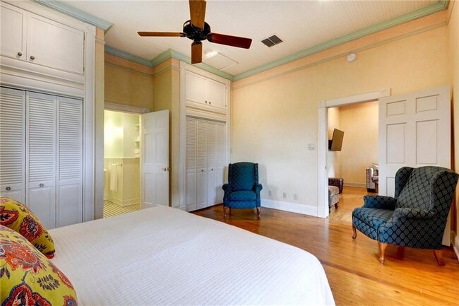 Building Photo - 101 Short St