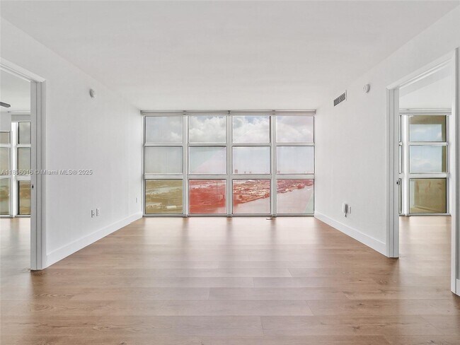 Building Photo - 50 Biscayne Blvd