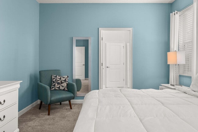 Building Photo - 1521 Flange Dr