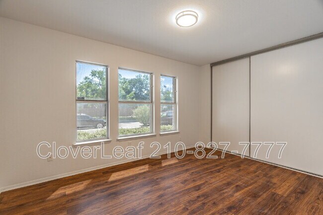 Building Photo - 15407 Canteen Creek Dr