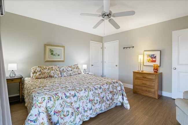 Building Photo - 415 Staniel Cay Dr