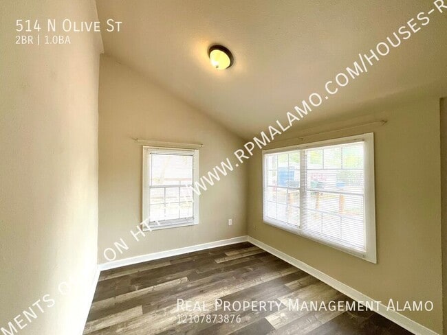 Building Photo - 514 N Olive St