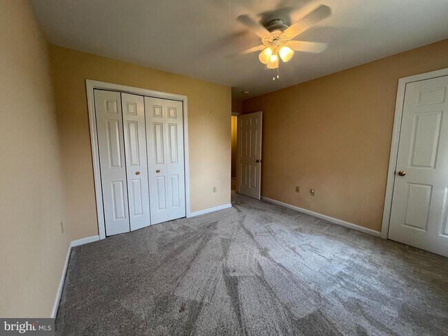Building Photo - 7313 Coventry Dr