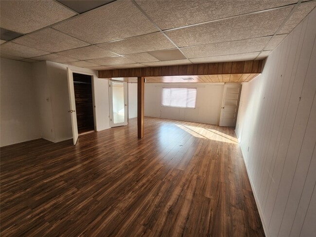 Building Photo - 908 Case Dr