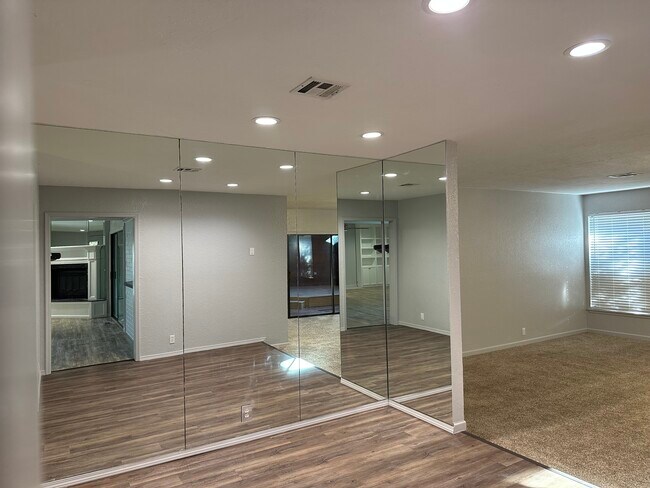 Building Photo - 10309 Harvest Moon Ave