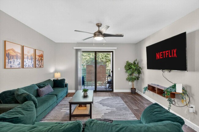 Building Photo - 15164 N 140th Dr