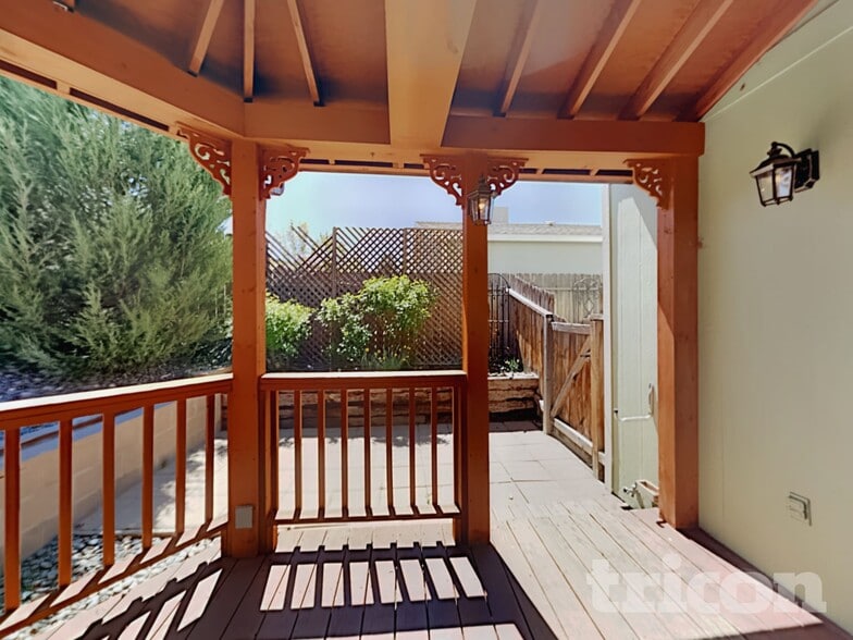 Building Photo - 8700 Winding Creek Dr