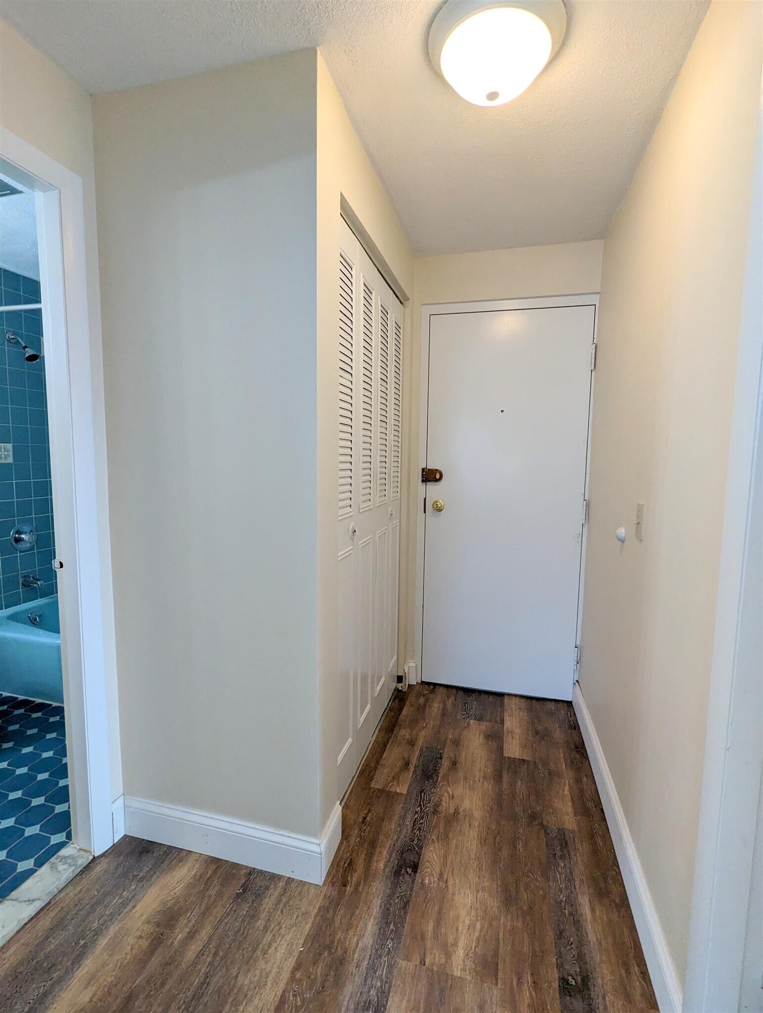 Building Photo - 84 Newbury St