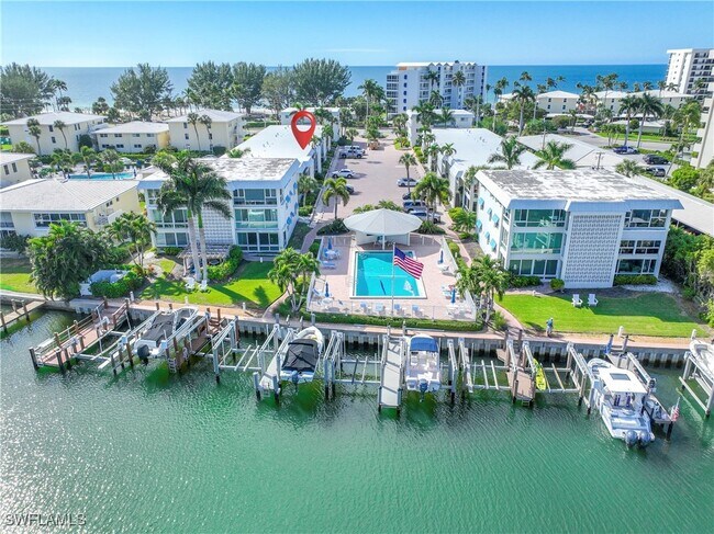 Building Photo - 2100 Gulf Shore Blvd N