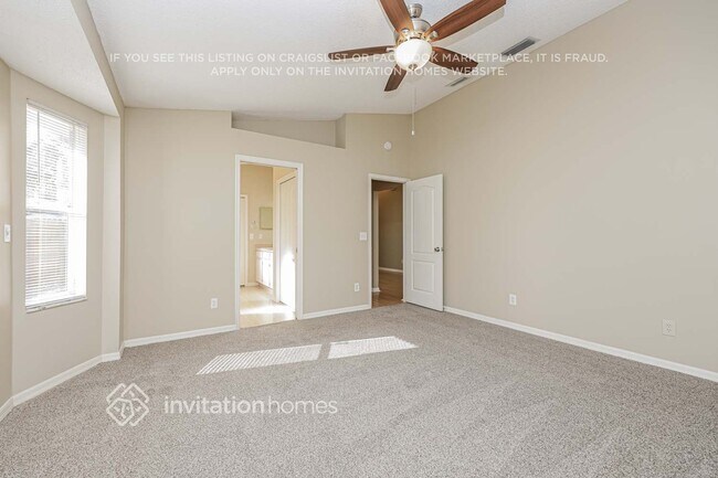 Building Photo - 1900 Woodcut Dr