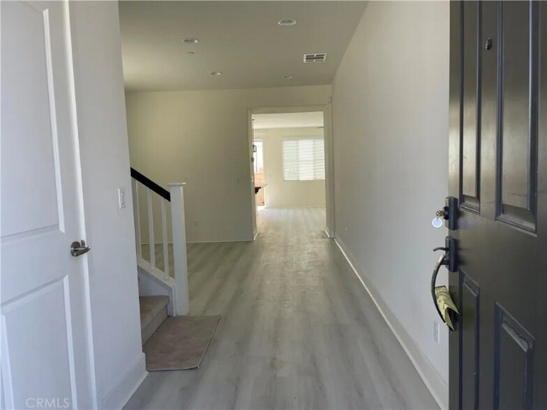 Building Photo - 12817 Meridian St