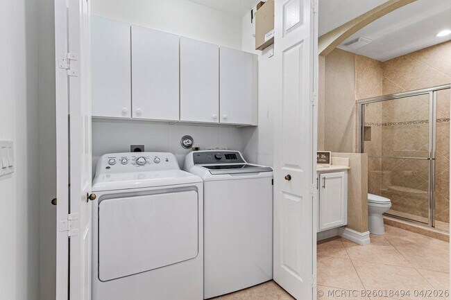 Building Photo - 6309 Graycliff Dr