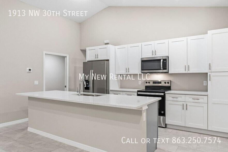 Building Photo - 1913 NW 30th St