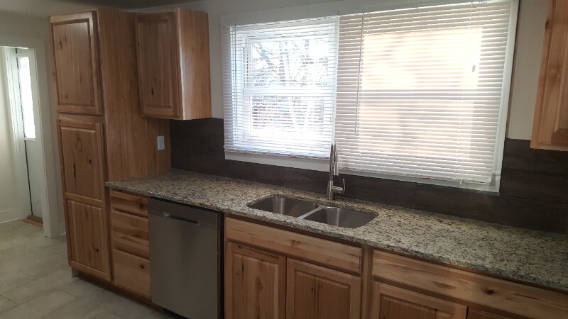 Building Photo - 35 Onteora Blvd