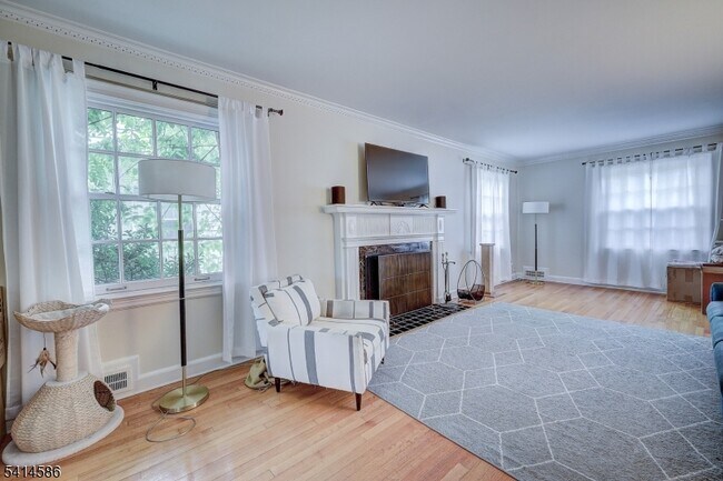 Building Photo - 548 Hartford Ct