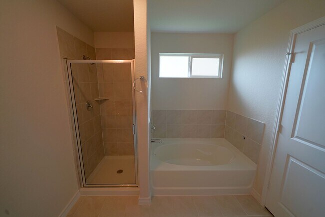 Building Photo - Newly Built Home in Red River Ranch Neighborhood of Cibolo, TX Realtor Commission: $500