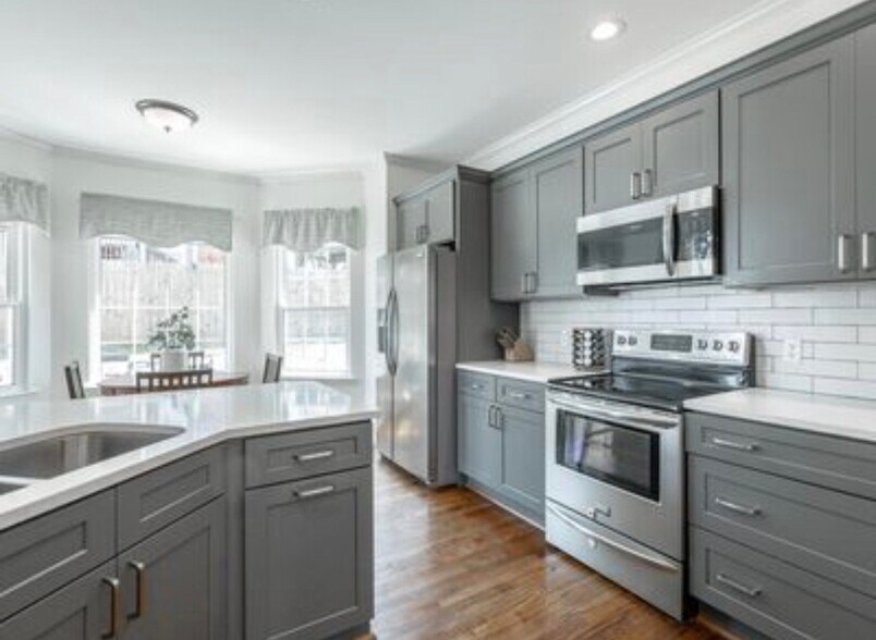Building Photo - 8102 Hamilton Mill Dr
