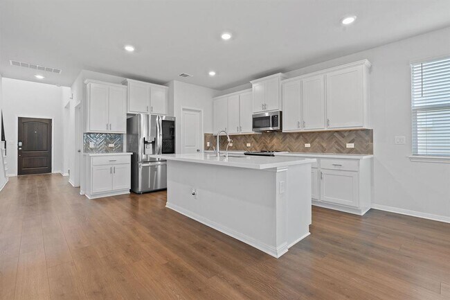 Building Photo - 321 Caisson Trl