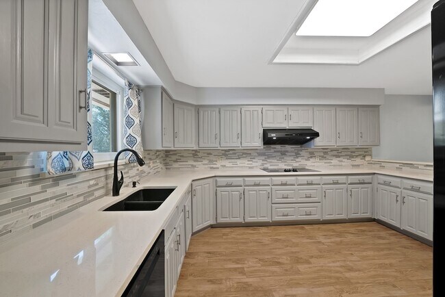 Building Photo - 2812 Whisperwood Trail