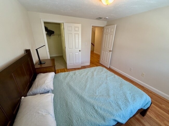 Building Photo - 4 N Park St