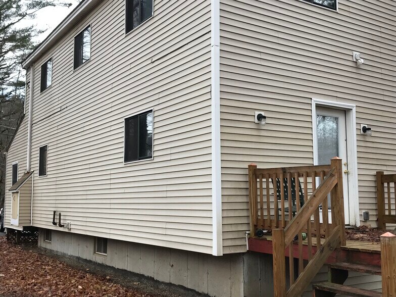 Building Photo - 7 Langdon St