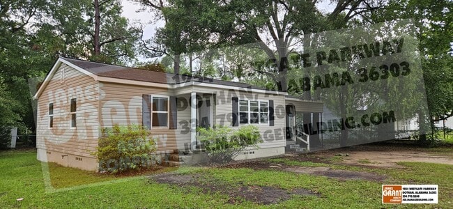 Building Photo - 1528 S Park Ave