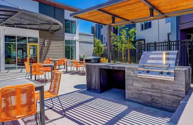 Building Photo - 45058 Fremont Blvd